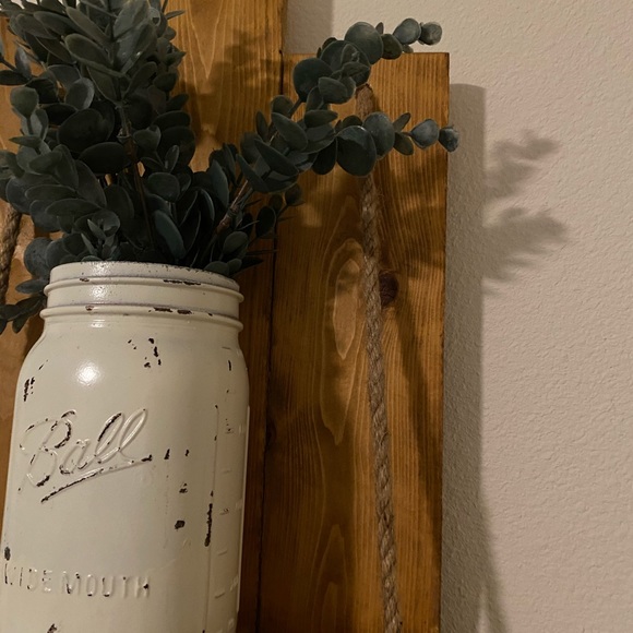 Rustic wall decor good for entry way or bedroom. - Picture 8 of 8